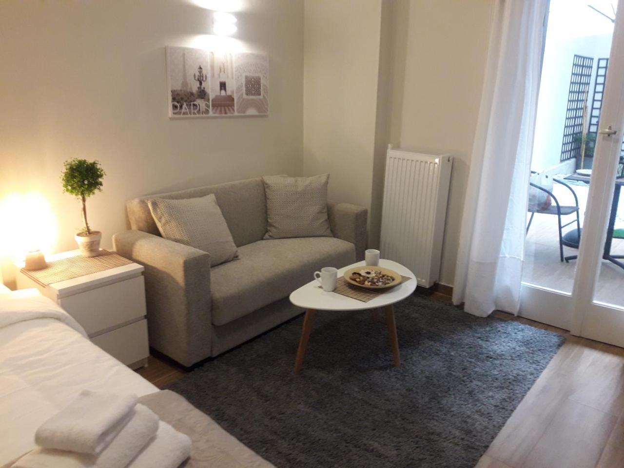 Studio Posh With Garden In Kolonaki Apartment Athens Ngoại thất bức ảnh